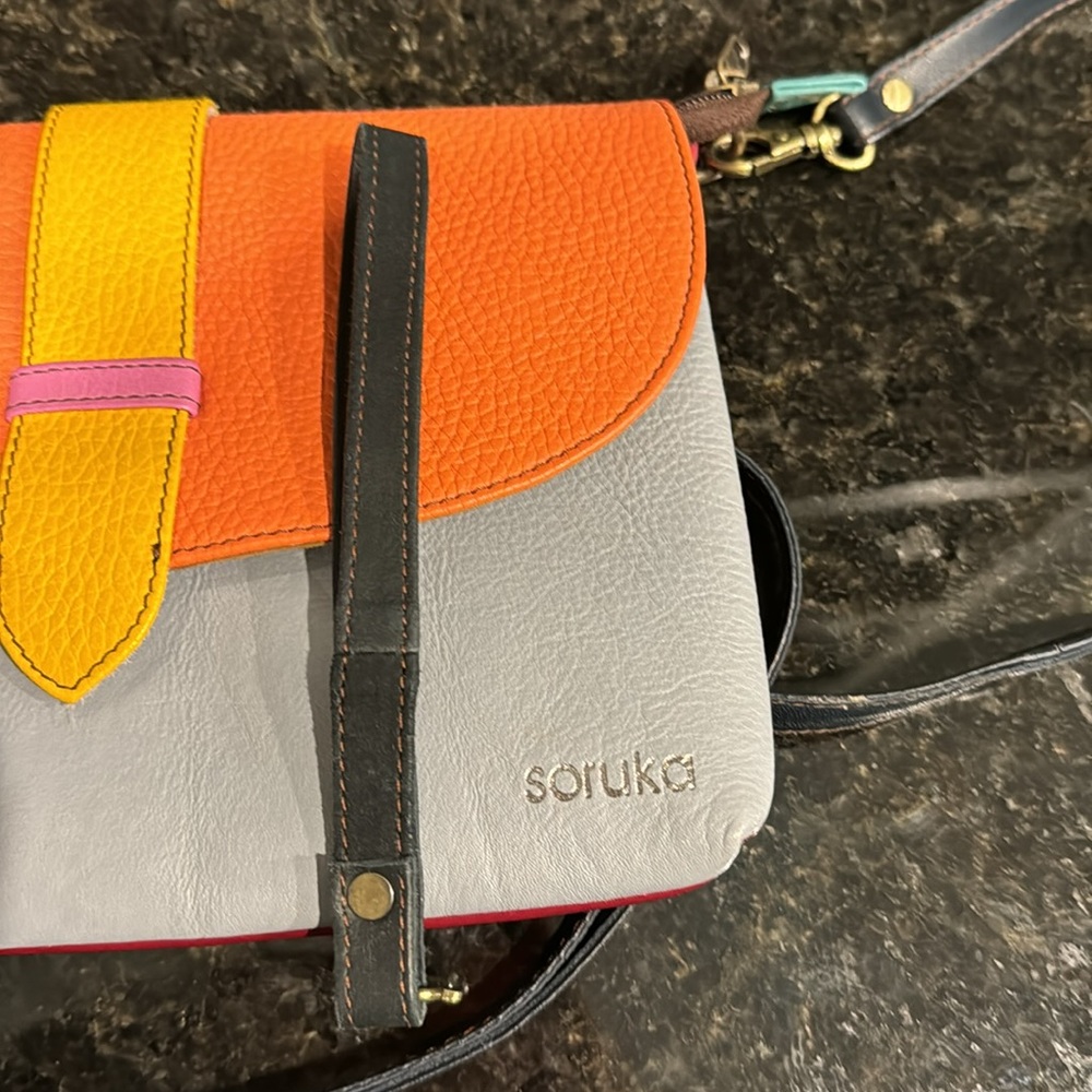 Sarina Leather Crossbody/wristlet/clutch. Multicolor bag. - Picture 6 of 7